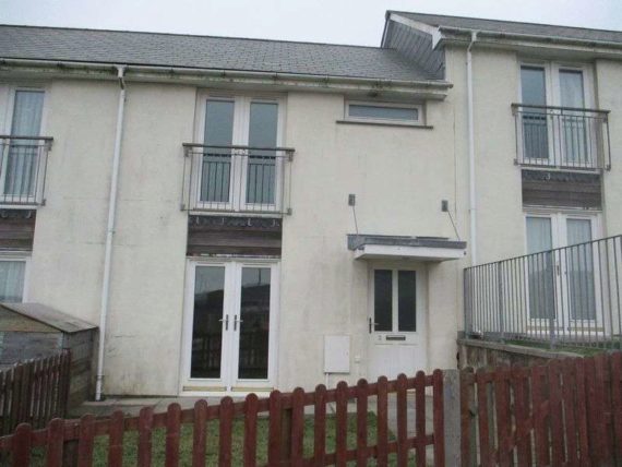 2 bedroom Terraced f...